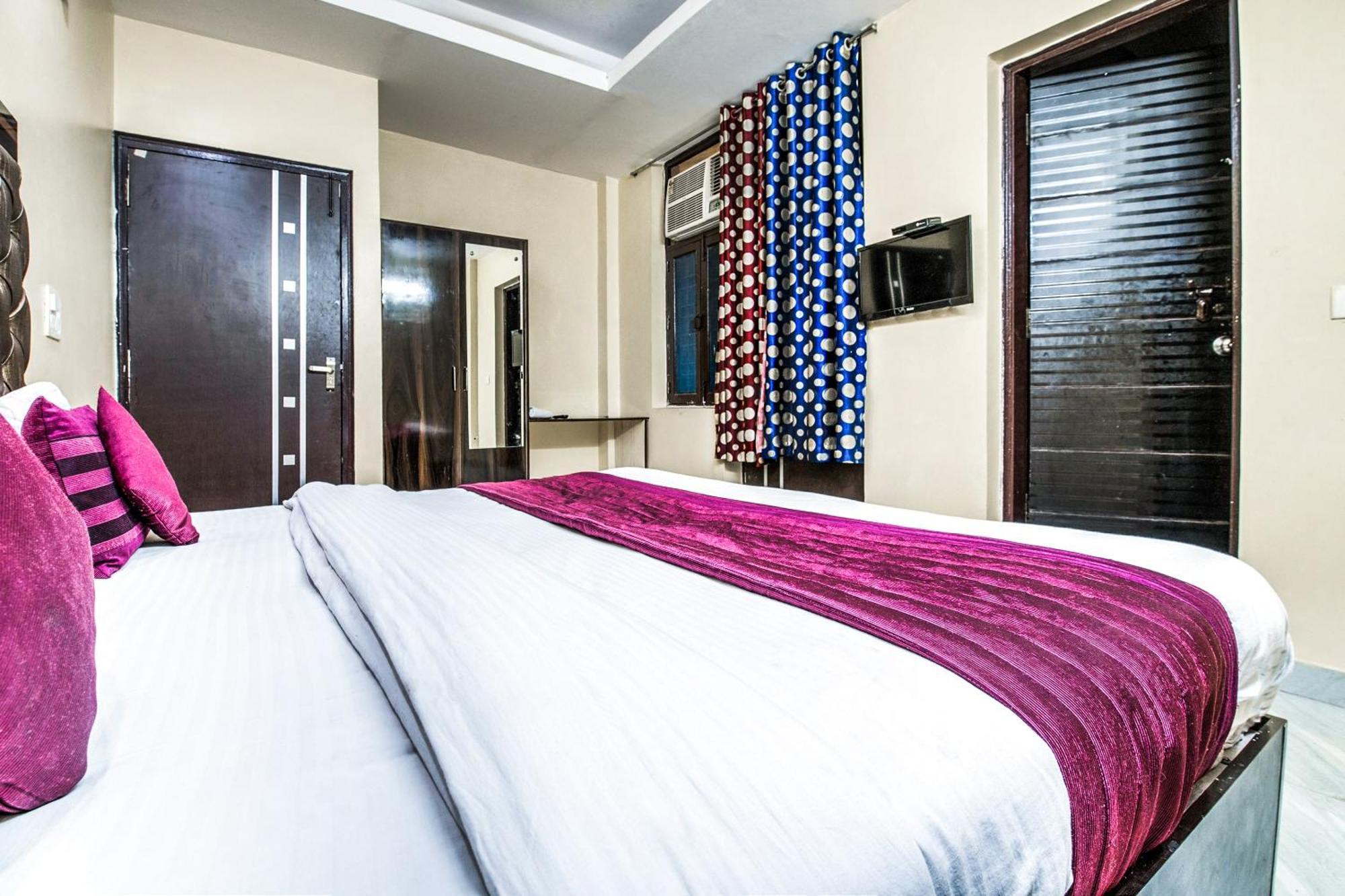 Hotel O Crosswinds Residency Indirapuram Eksteriør bilde