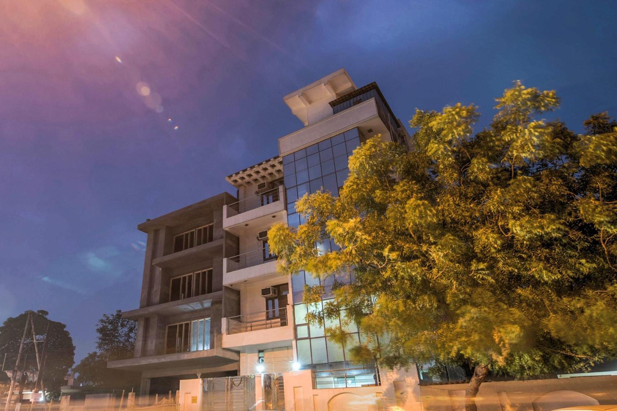 Hotel O Crosswinds Residency Indirapuram Eksteriør bilde