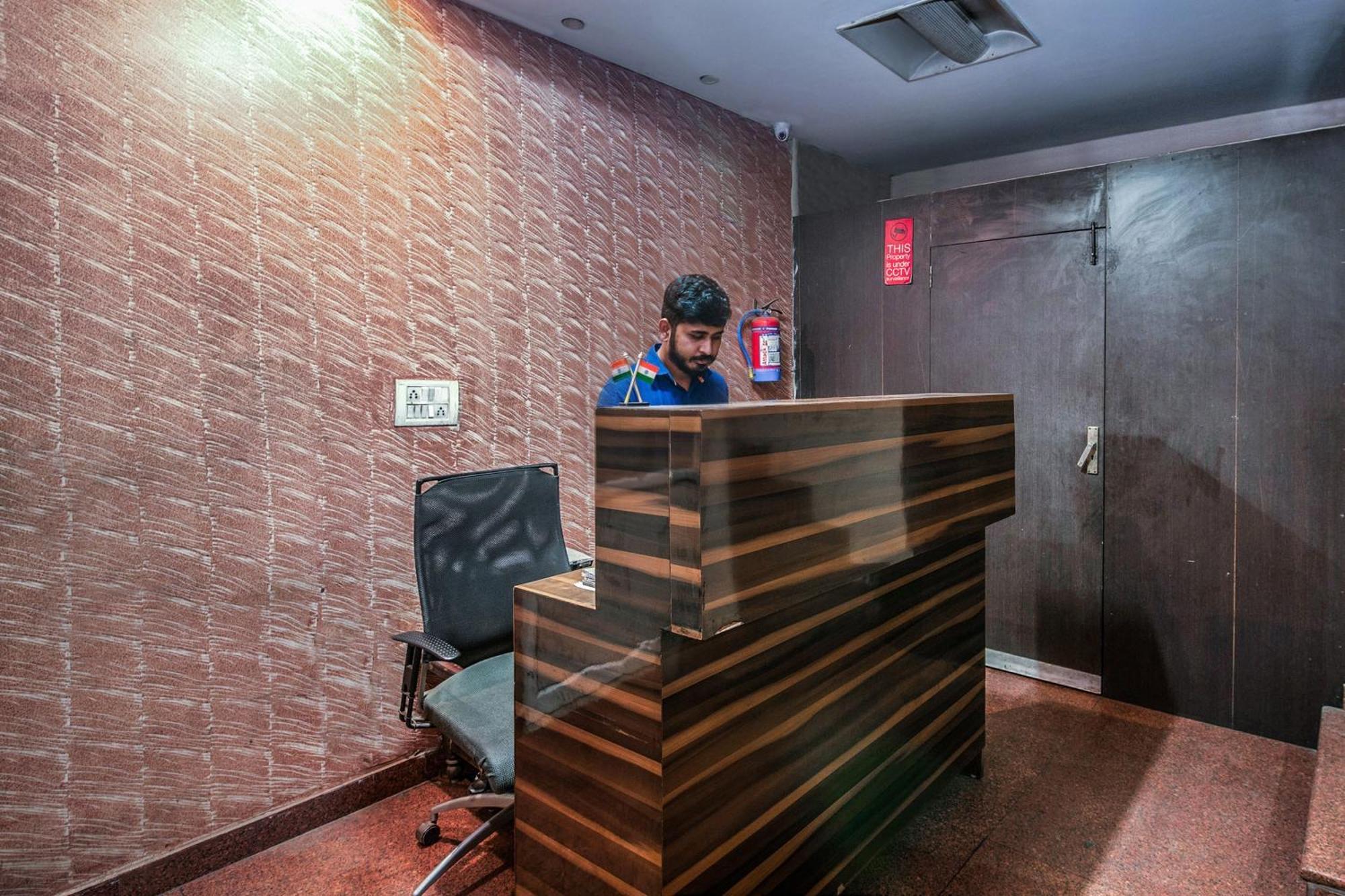 Hotel O Crosswinds Residency Indirapuram Eksteriør bilde